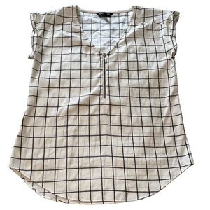 Women’s Express Quarter Zip Blouse